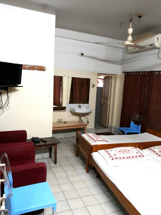 Chaiti Lodge - Santiniketan Bolpur Exterior photo