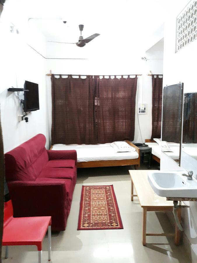 Chaiti Lodge - Santiniketan Bolpur Exterior photo