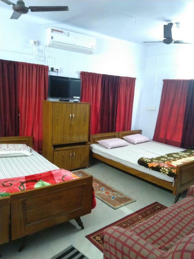 Chaiti Lodge - Santiniketan Bolpur Exterior photo